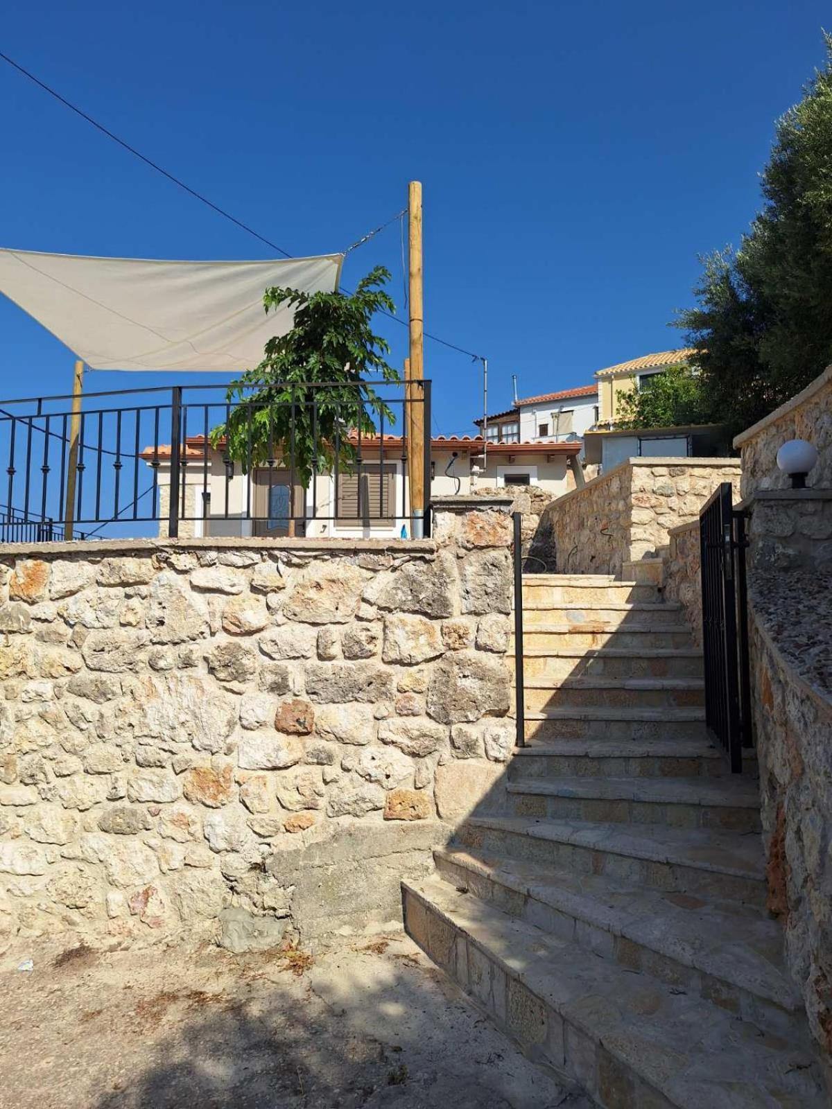 Wood And Stone Villa Parga Exterior foto